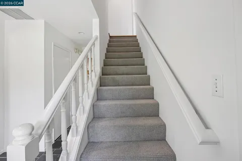 $1,395,000 | 135 Canon Drive, Orinda, CA 94563