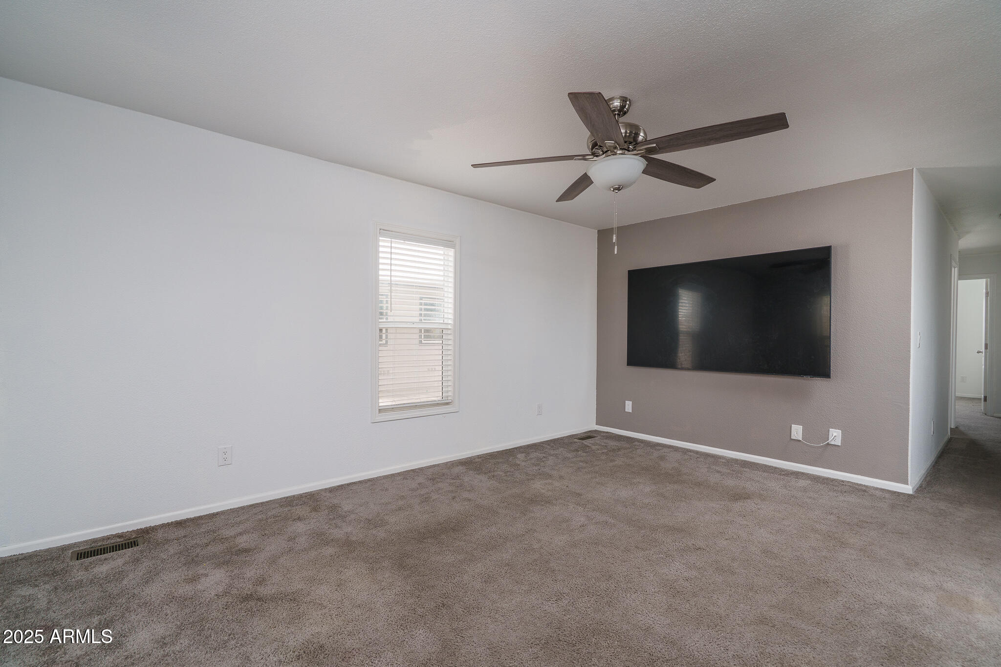 2000 South Apache Road, Unit 241 Buckeye, AZ 85326 - Photo 5 of 36 3) LIVING ROOM