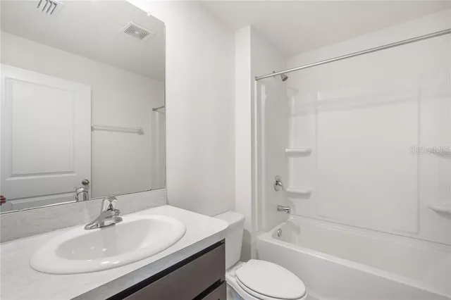 $2,299 | 7575 Sail Clover Lane, Zephyrhills, FL 33540