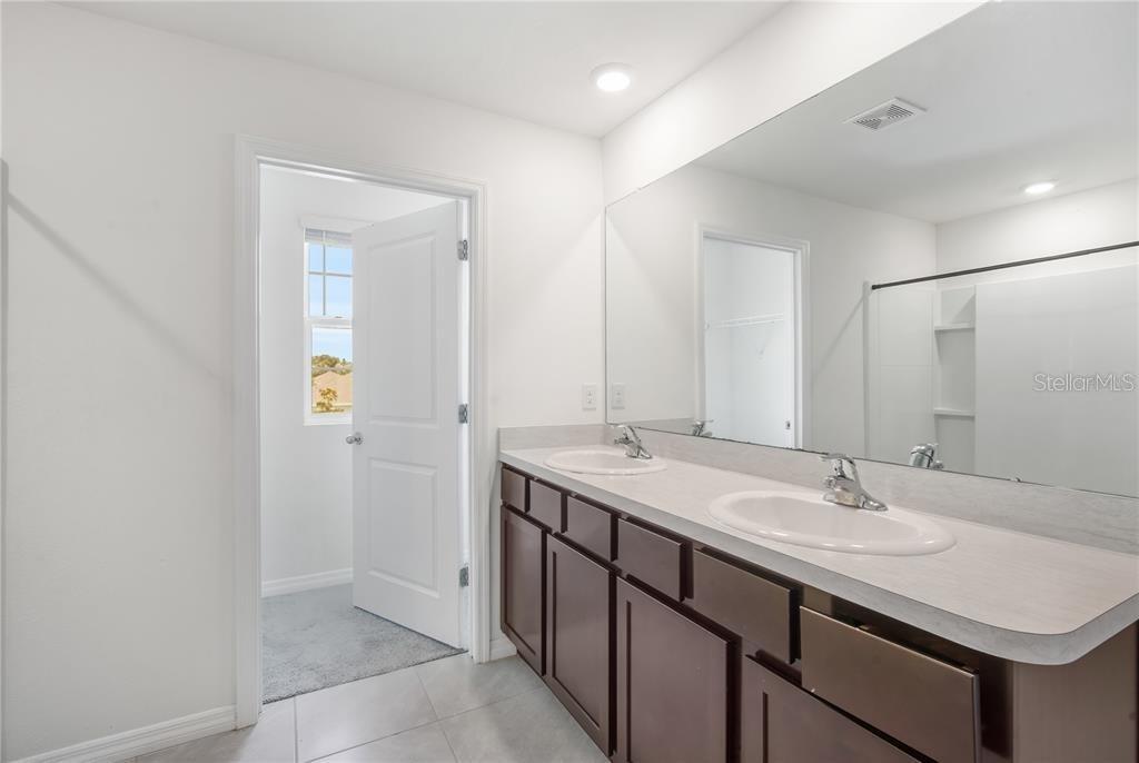 7575 Sail Clover Lane Zephyrhills, FL 33540 - Photo 12 of 27