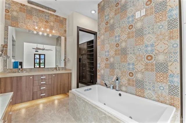 $1,390,000 | 1425 Encanto Road, Unit SERVICE, Weslaco, TX 78596