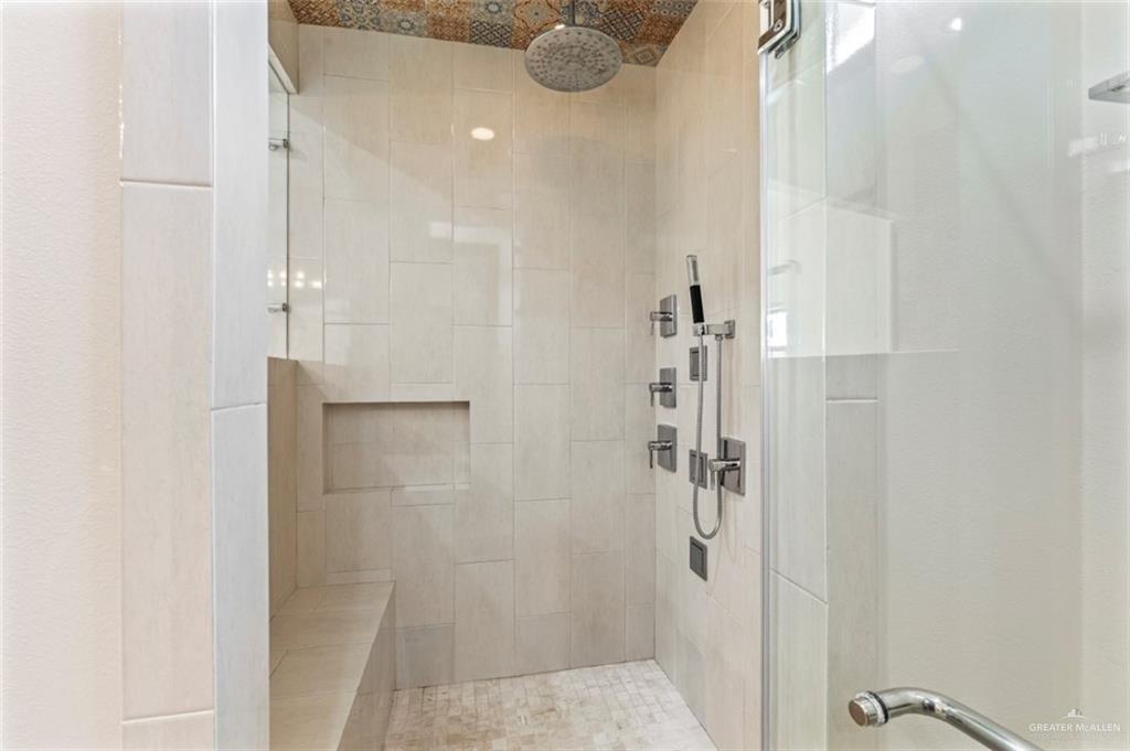 1425 Encanto Road, Unit SERVICE Weslaco, TX 78596 - Photo 18 of 45 Full bathroom with a shower stall
