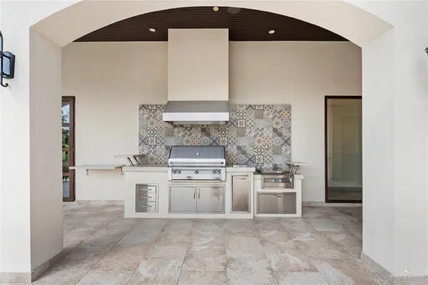 $1,390,000 | 1425 Encanto Road, Unit SERVICE, Weslaco, TX 78596