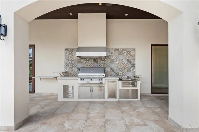 $1,390,000 | 1425 Encanto Road, Unit SERVICE, Weslaco, TX 78596