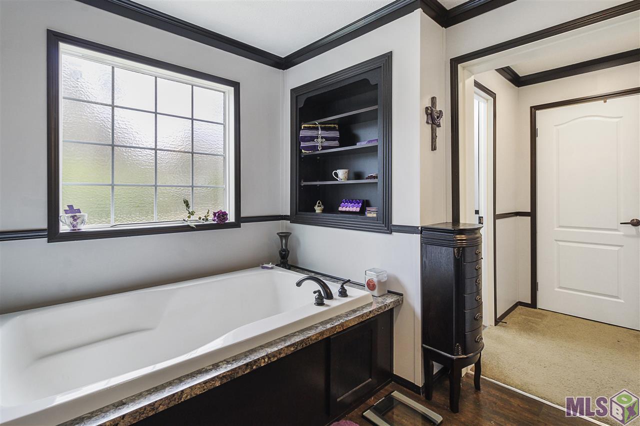 24020 Joe May Road Denham Springs, LA 70726 - Photo 13 of 35 Gallery Image 13