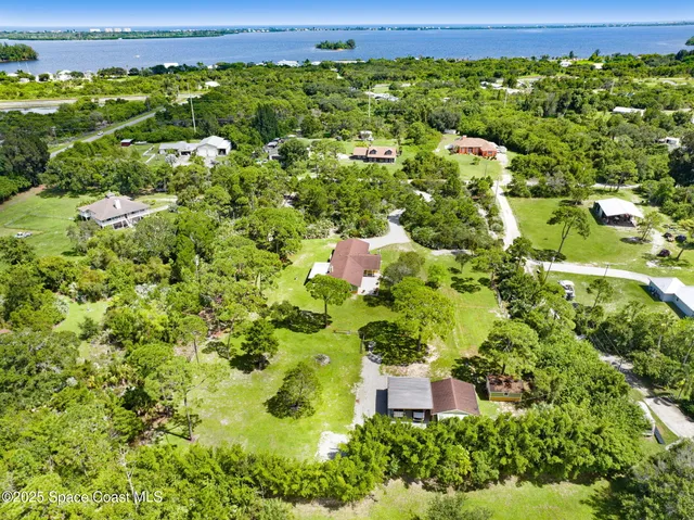 $685,000 | 6570 Whispering Pines Lane, Grant, FL 32949