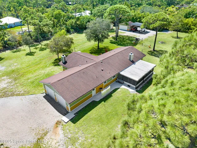 $685,000 | 6570 Whispering Pines Lane, Grant, FL 32949