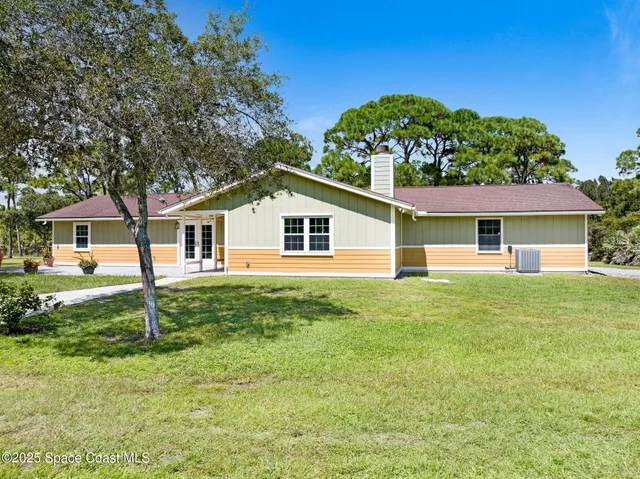 $685,000 | 6570 Whispering Pines Lane, Grant, FL 32949
