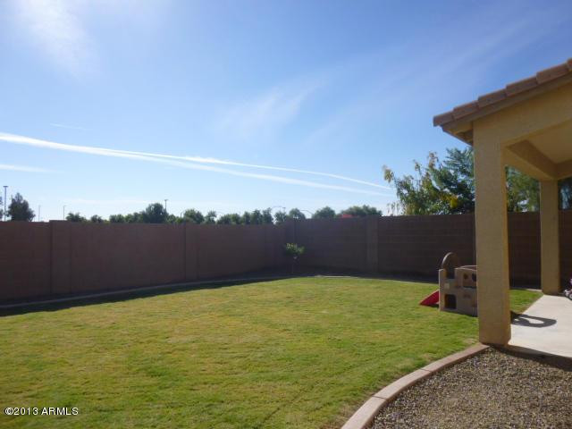 3995 East Trigger Way Gilbert, AZ 85297 - Photo 5 of 8 Photo #5