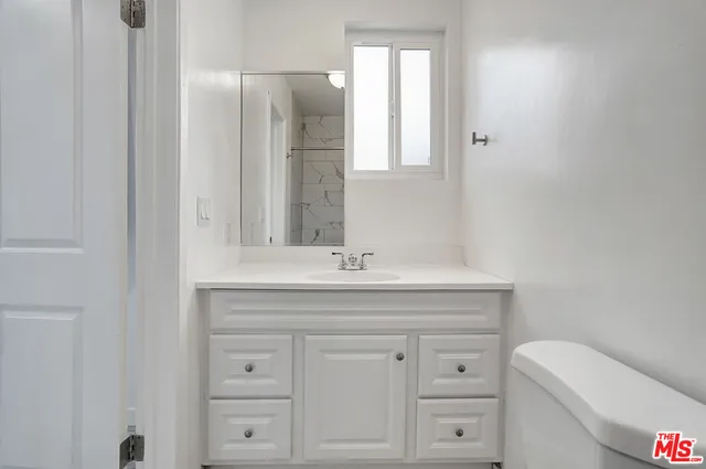 $3,275 | 10823 Camarillo Street, North Hollywood, CA 91602