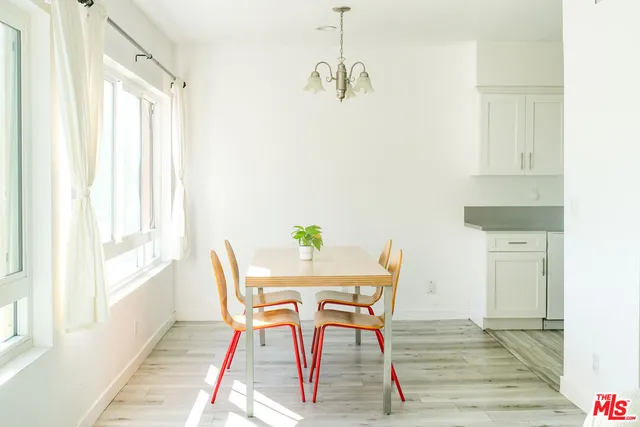 $3,275 | 10823 Camarillo Street, North Hollywood, CA 91602