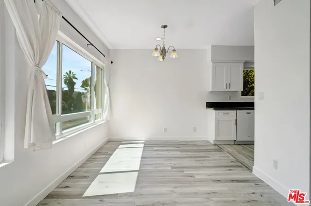 $3,275 | 10823 Camarillo Street, North Hollywood, CA 91602