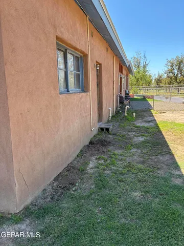 $525,000 | 7015 McNutt Road, Anthony, NM 88021