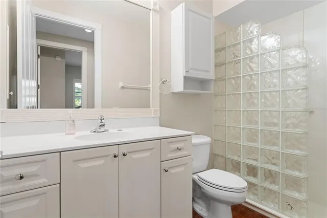a view of hallway with washer and dryer