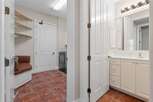 a view of utility room