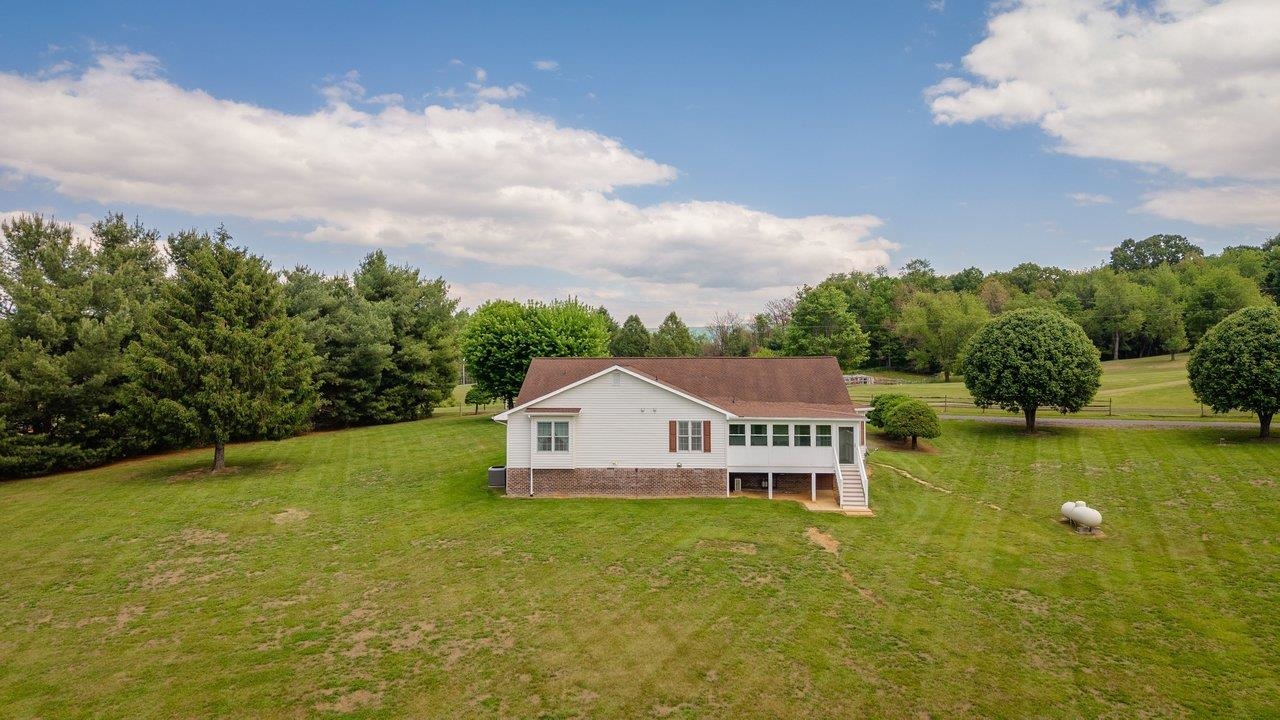 2220 Pine Woods Road Quicksburg, VA 22847 - Photo 14 of 75