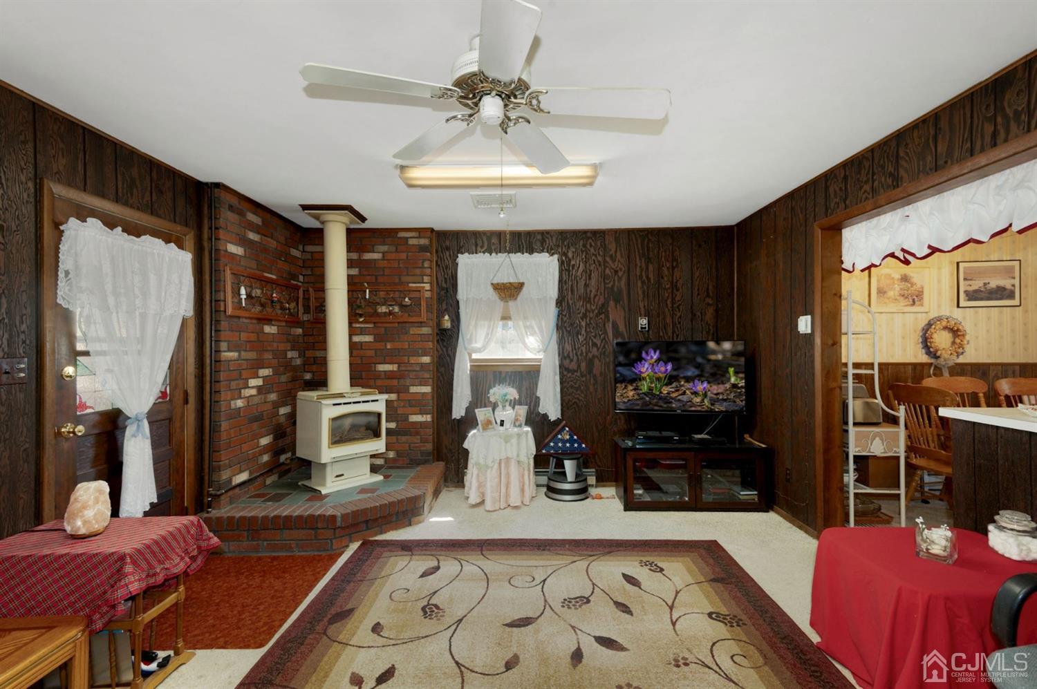 25 Clausen Road Edison, NJ 08817 - Photo 9 of 21 Gallery Image 9