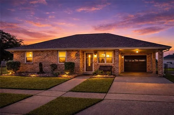 $205,000 | 1804 Goldfinch Drive, St. Bernard, LA 70085