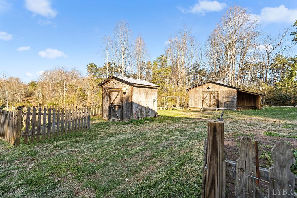 968 Mud Street Concord, VA 24538 - Photo 17 of 47