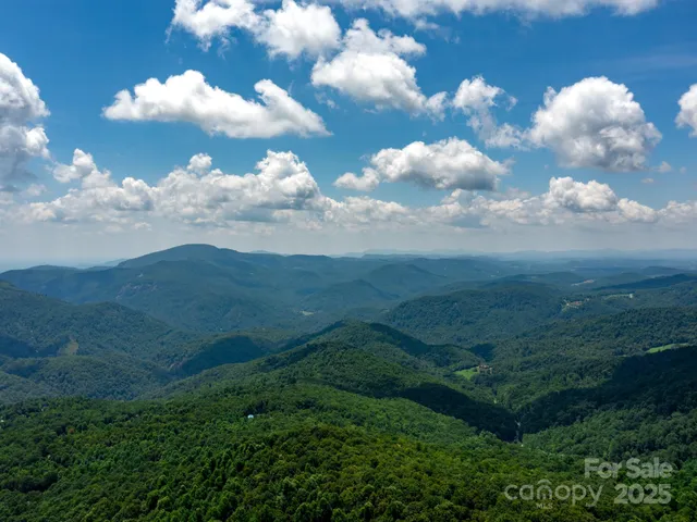 $795,000 | 68-77 & 92 Misty Dawn Cove, Unit 4A 5A & 13A, Hendersonville, NC 28792