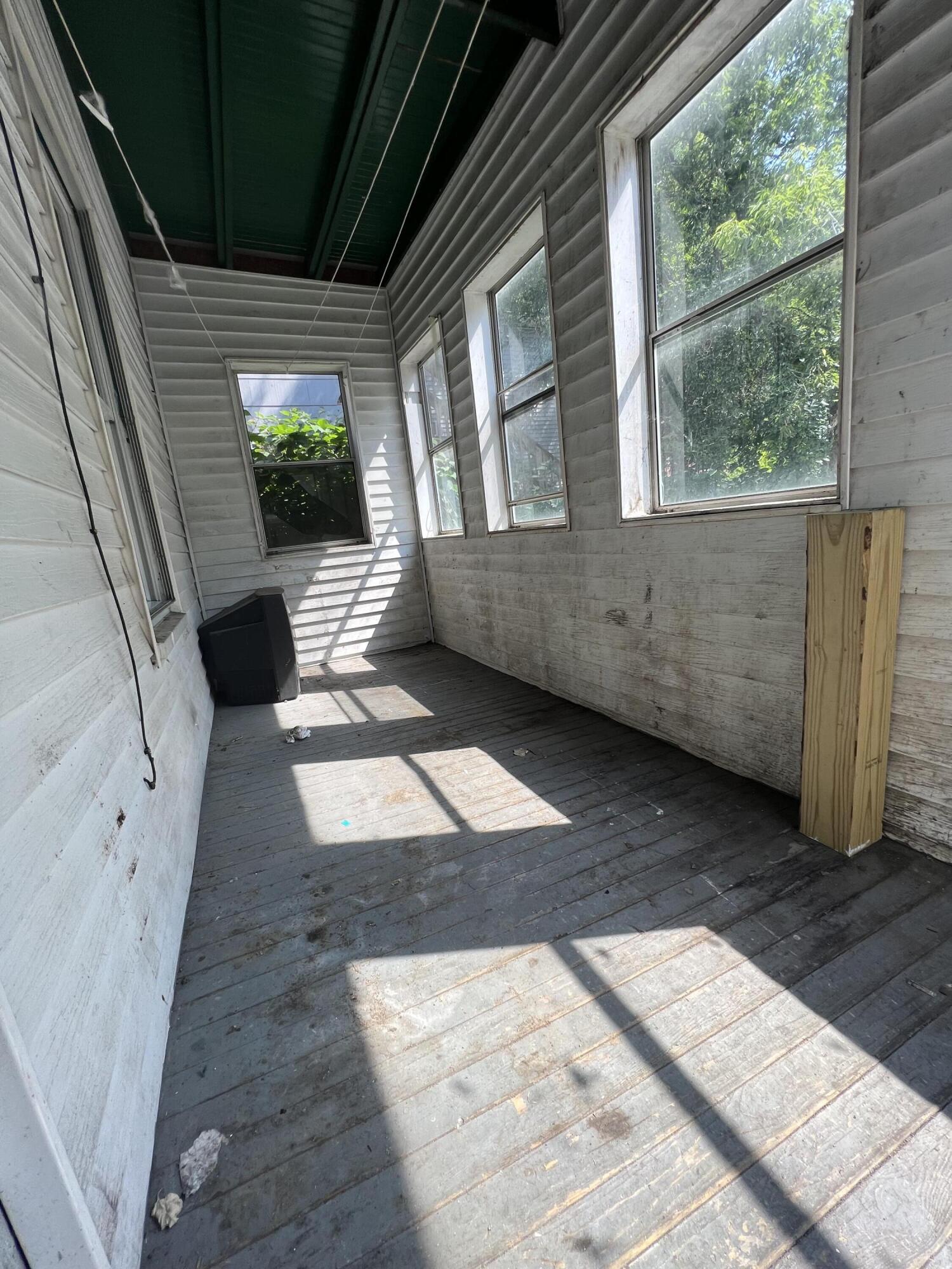 25 Elm Street Lewiston, ME 04240 - Photo 19 of 21 25 Elm St