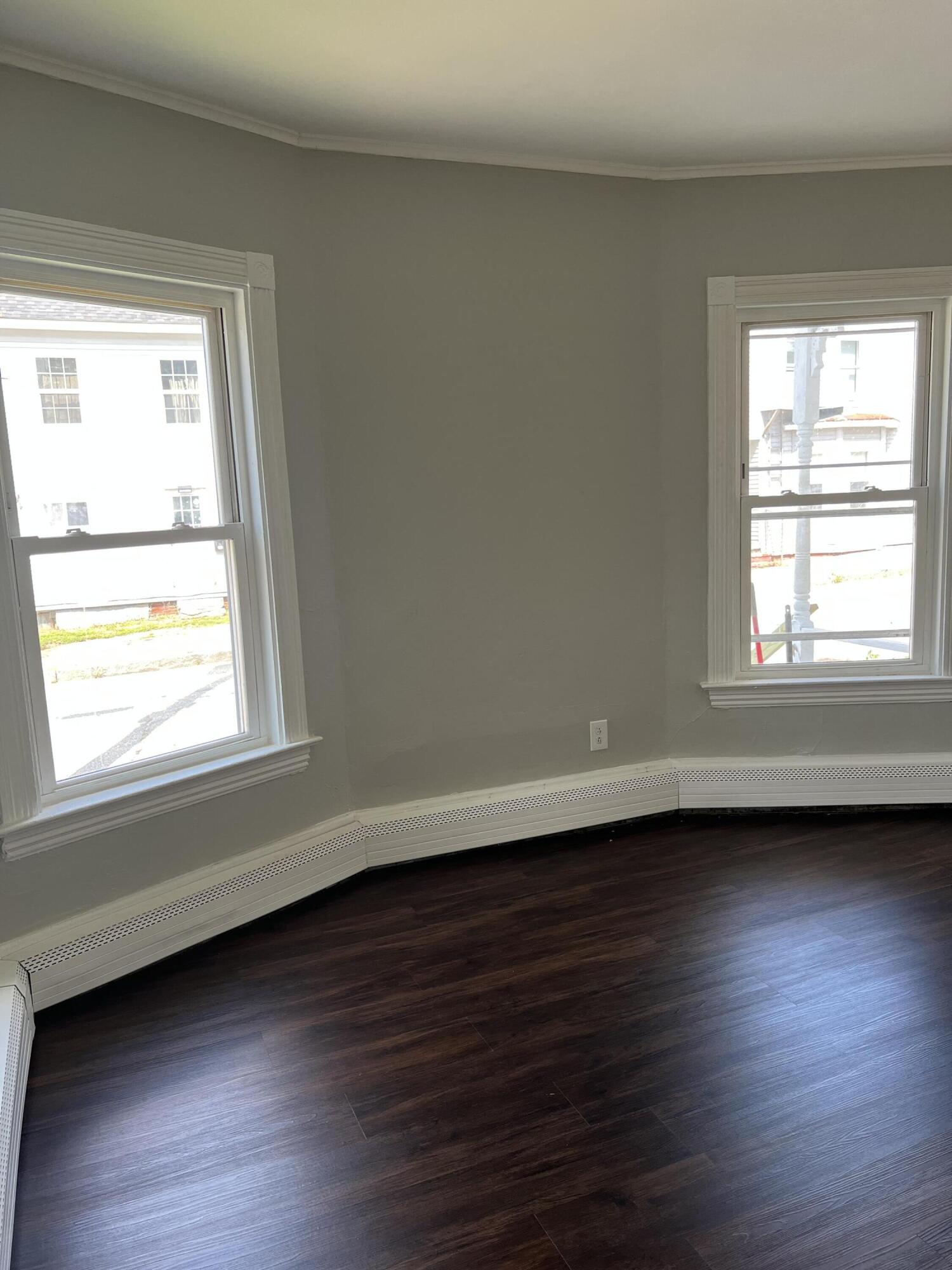 25 Elm Street Lewiston, ME 04240 - Photo 8 of 21 25 Elm St