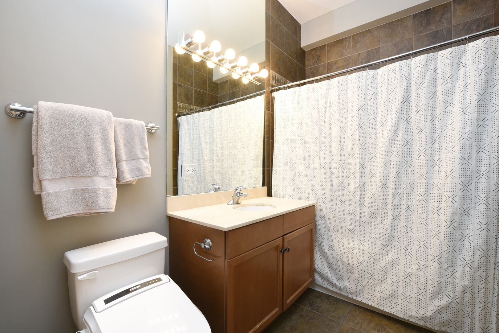 1133 South State Street, Unit 700 Chicago, IL 60605 - Photo 31 of 43