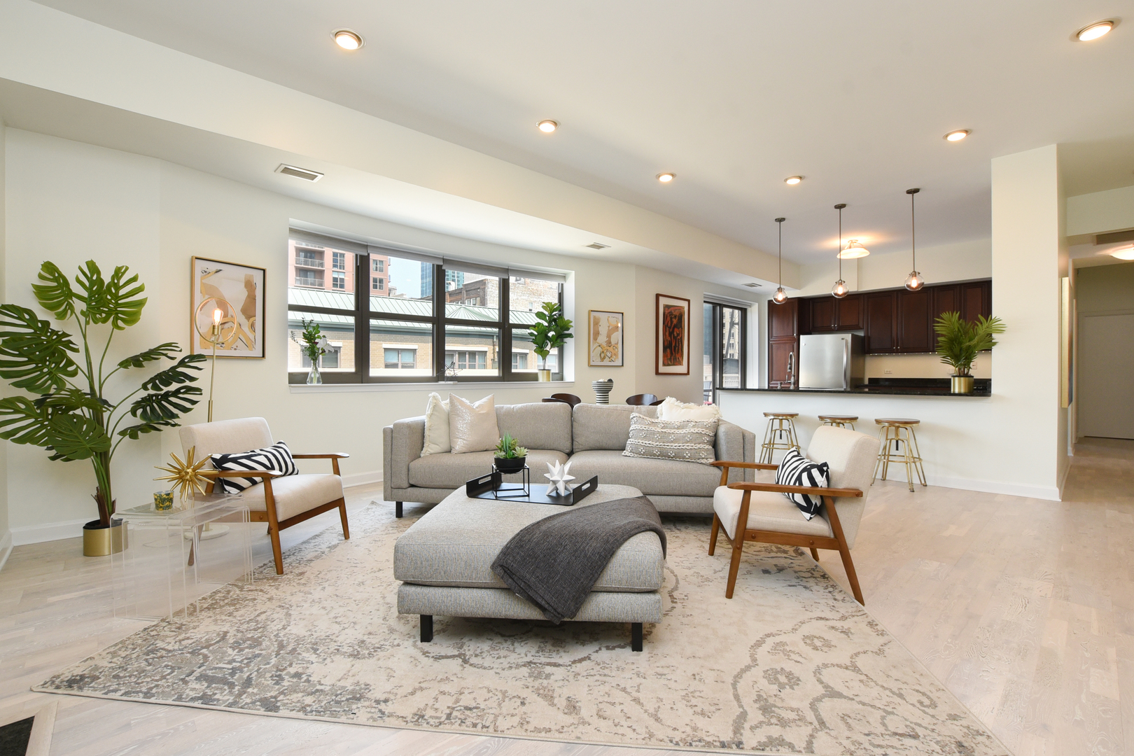 1133 South State Street, Unit 700 Chicago, IL 60605 - Photo 9 of 43