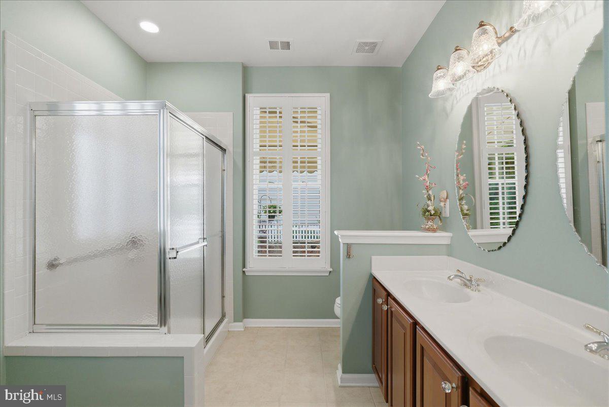 13452 Fieldstone Way Gainesville, VA 20155 - Photo 28 of 57