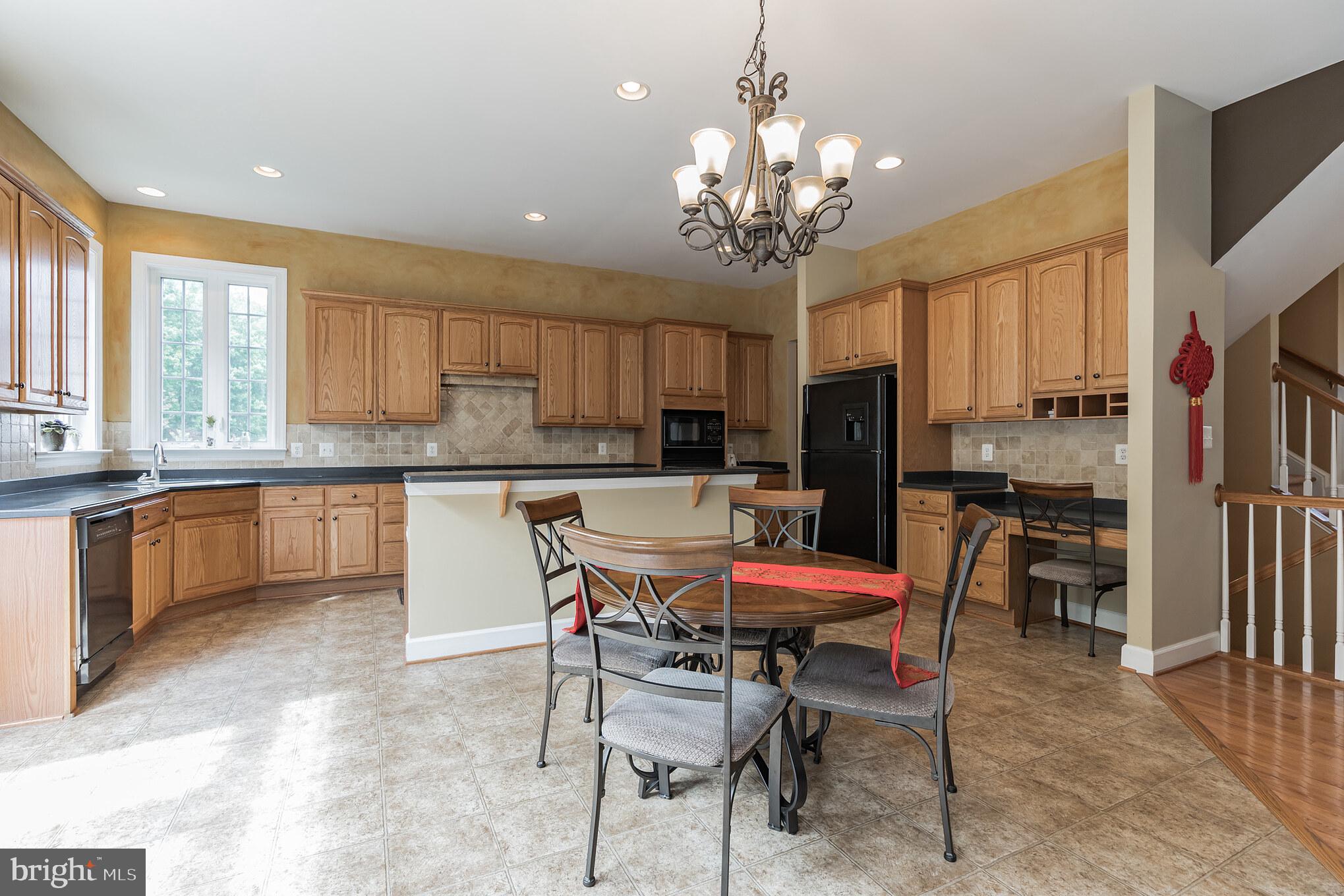 23102 Persimmon Ridge Road Clarksburg, MD 20871 - Photo 12 of 58 Gallery Image 12