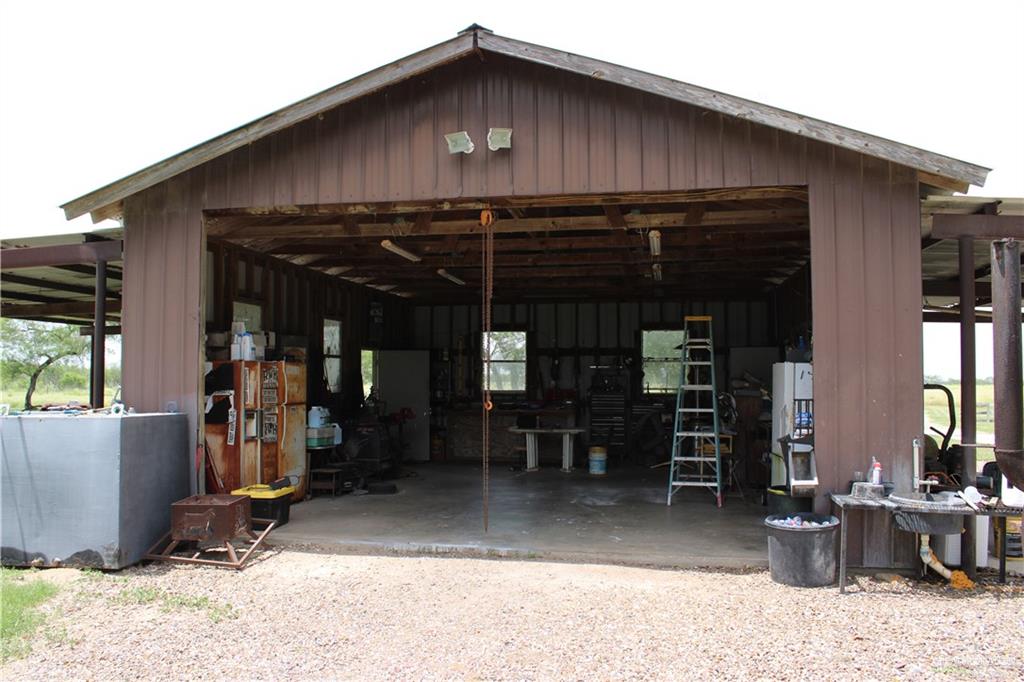 412 Cr 412 Road Falfurrias, TX 78355 - Photo 27 of 33