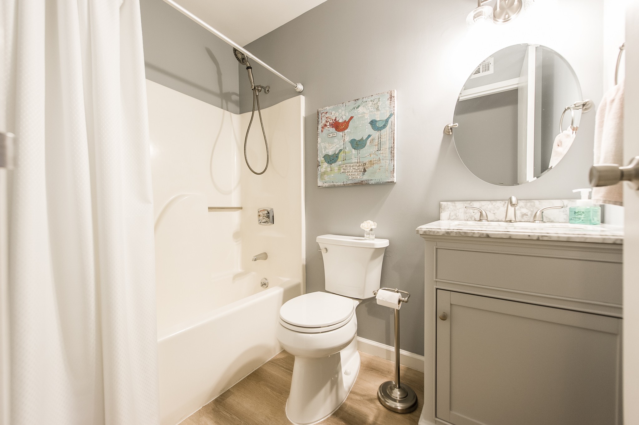 200 Sanders Ferry Road, Unit 2103 Hendersonville, TN 37075 - Photo 14 of 53 a bathroom with a sink toilet and shower