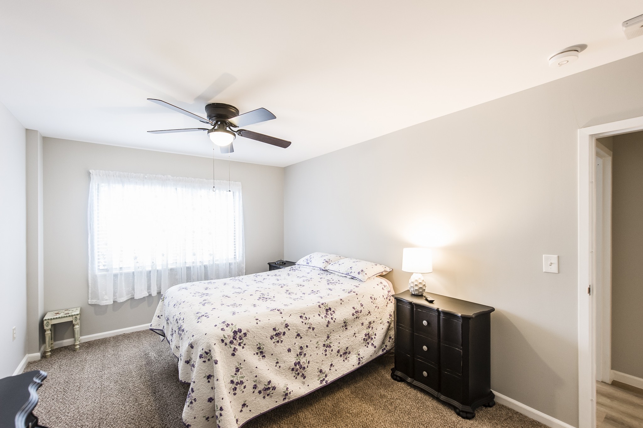 200 Sanders Ferry Road, Unit 2103 Hendersonville, TN 37075 - Photo 20 of 53 a bedroom with a bed and window