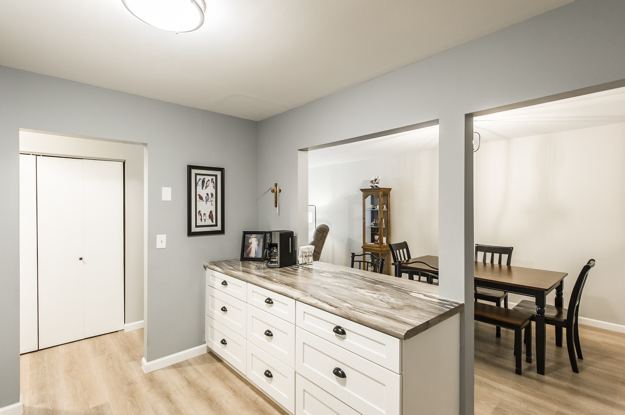 200 Sanders Ferry Road, Unit 2103 Hendersonville, TN 37075 - Photo 30 of 53 a bathroom with a granite countertop sink and a mirror