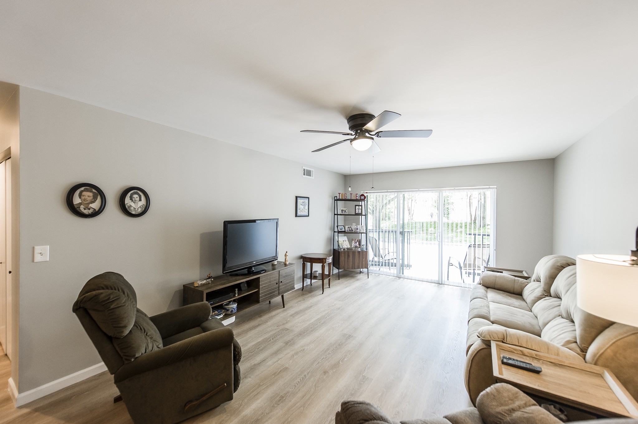 200 Sanders Ferry Road, Unit 2103 Hendersonville, TN 37075 - Photo 38 of 53 a living room with furniture and a flat screen tv