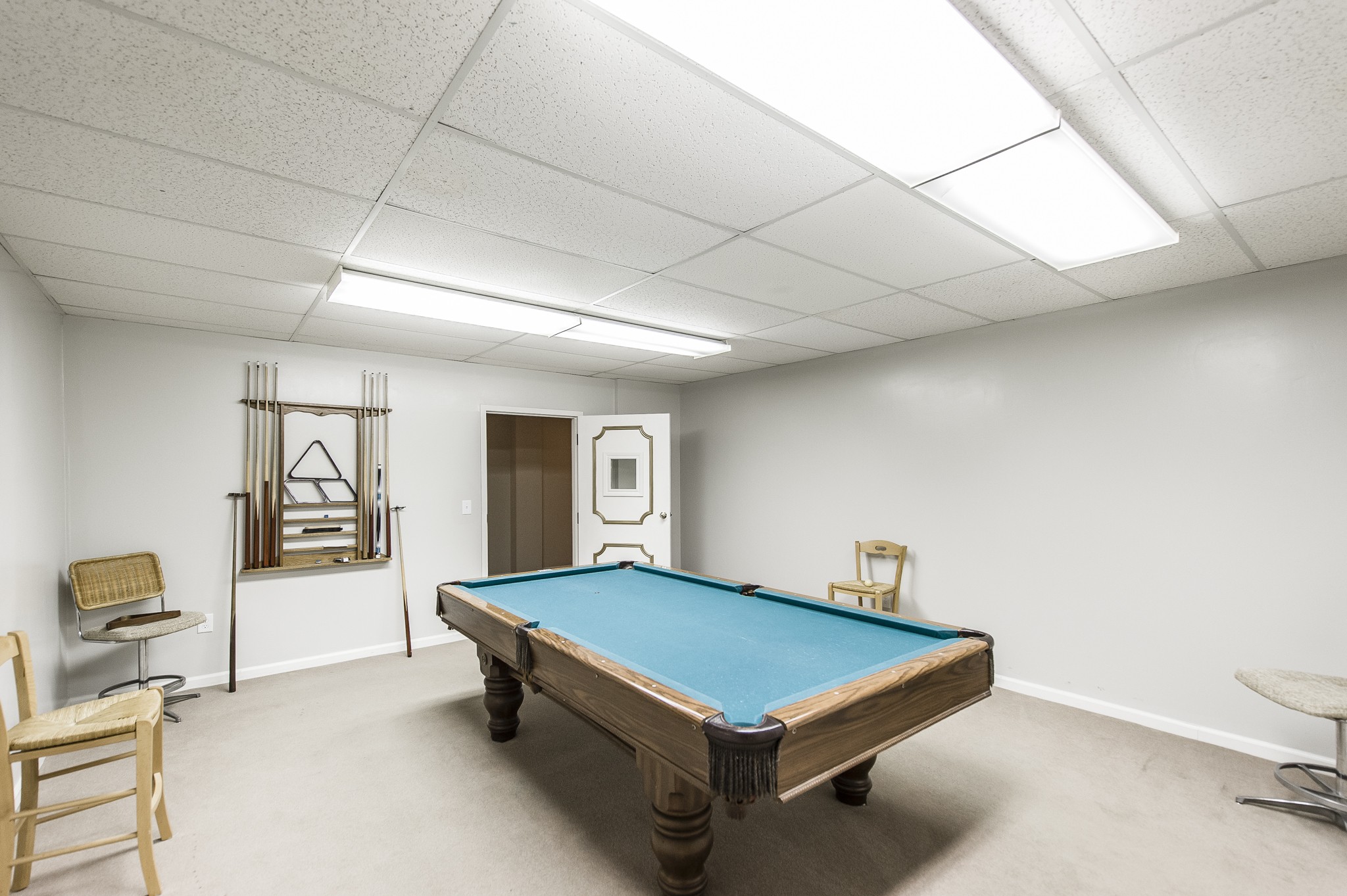 200 Sanders Ferry Road, Unit 2103 Hendersonville, TN 37075 - Photo 50 of 53 a living room with a table chairs and a window
