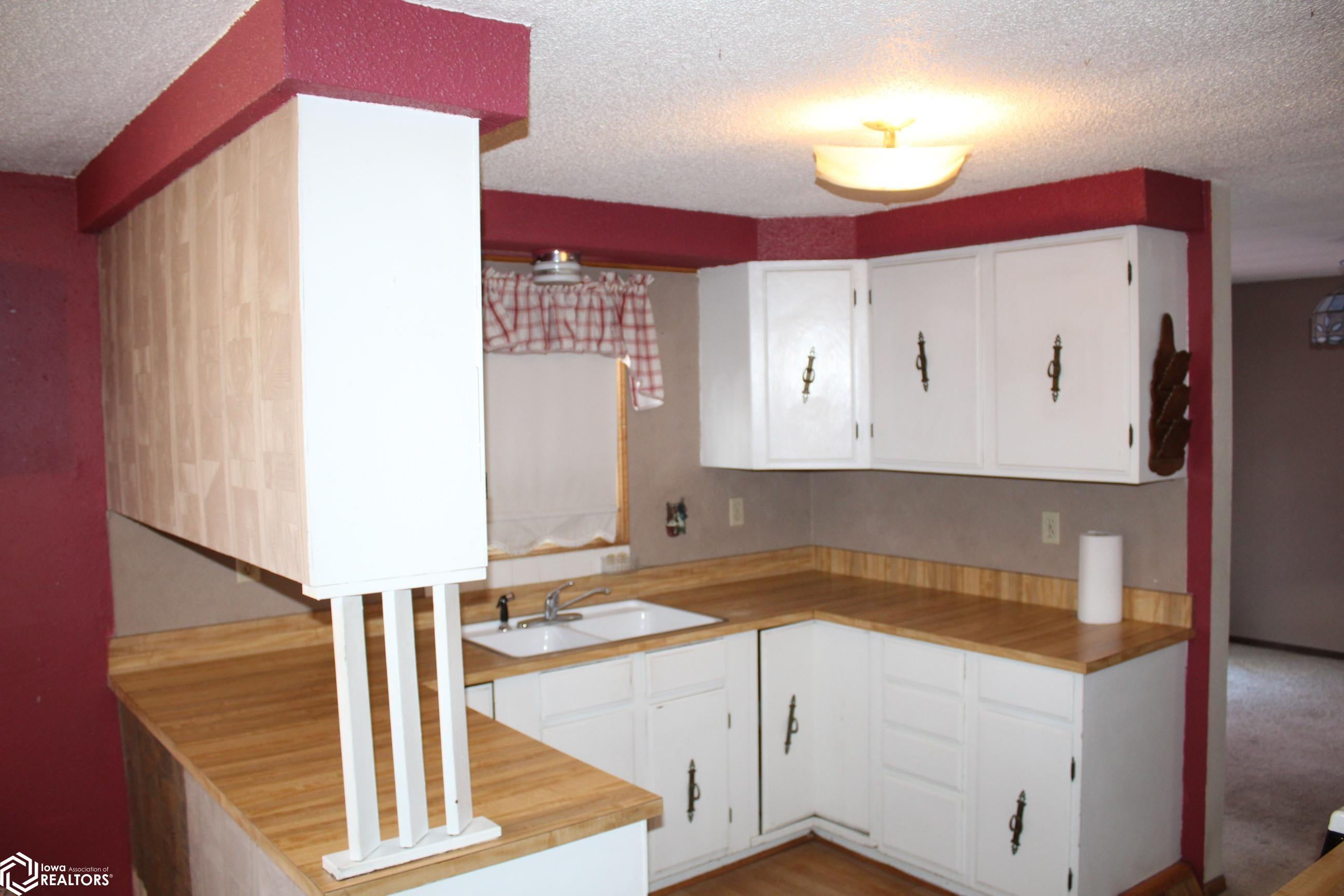 10551 Dysart Road Waterloo, IA 50701 - Photo 24 of 33 Gallery Image 24