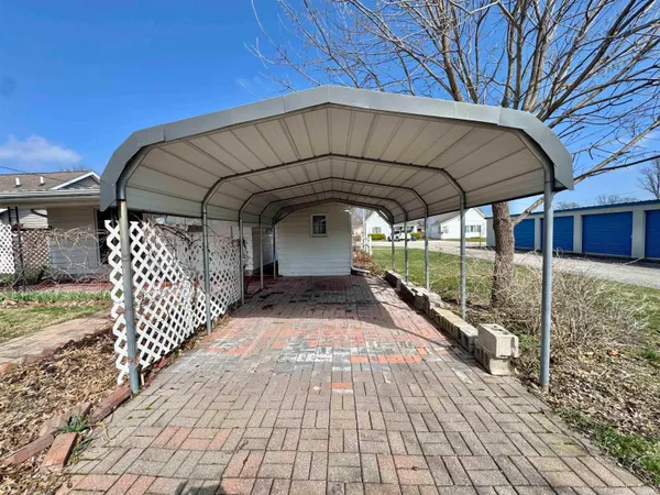 $130,000 | 349 Northwest I Street, Linton, IN 47441