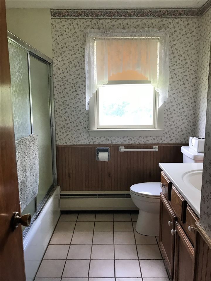 105 Ten Rod Road Rochester, NH 03867 - Photo 20 of 27