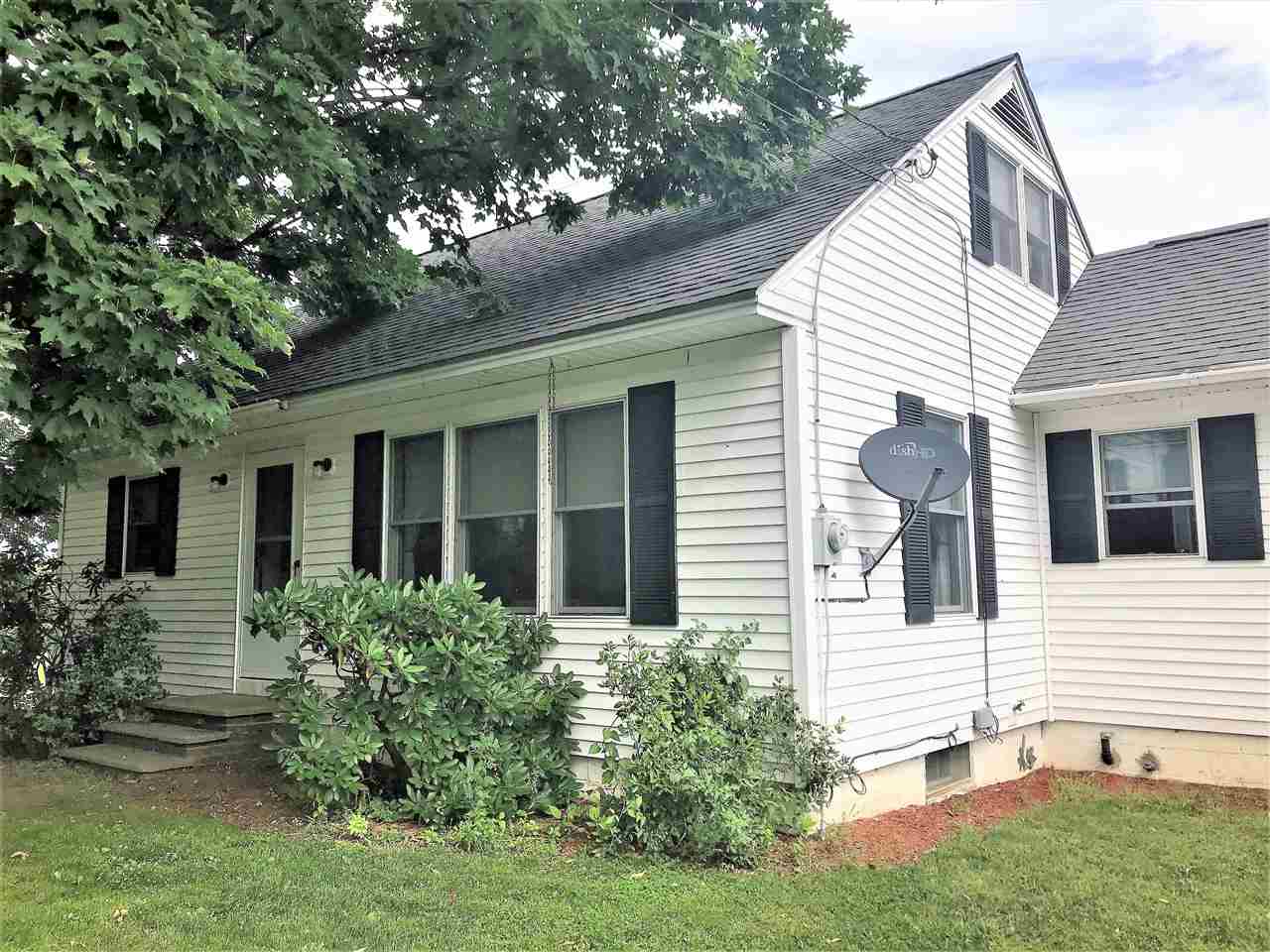 105 Ten Rod Road Rochester, NH 03867 - Photo 3 of 27