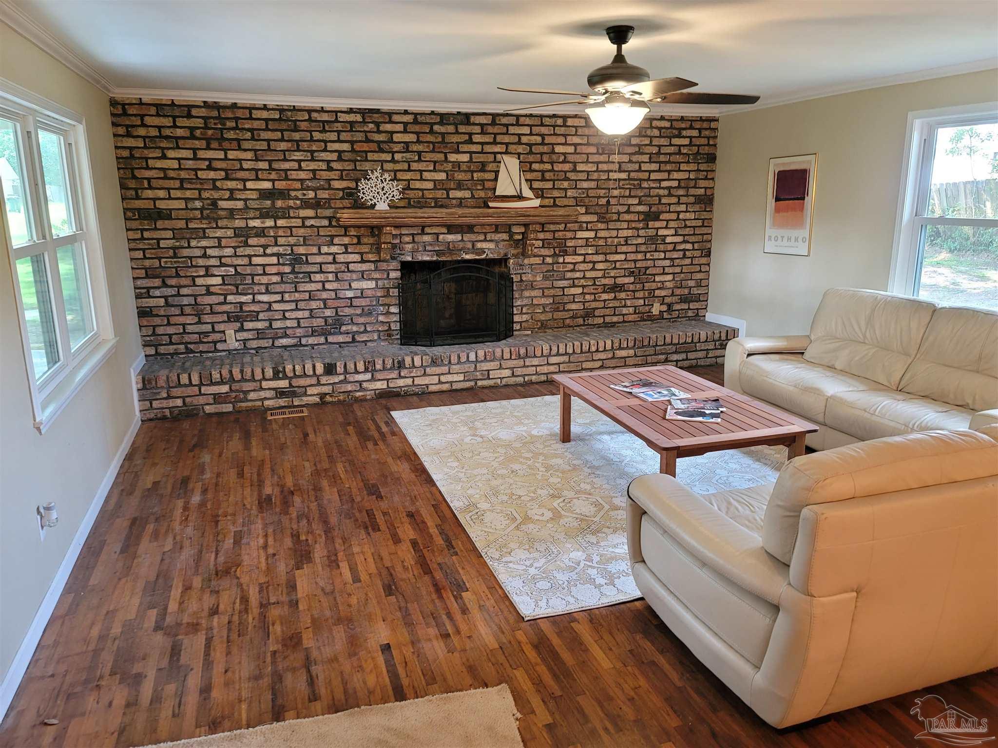 3154 Wiggins Lane Cantonment, FL 32533 - Photo 4 of 50