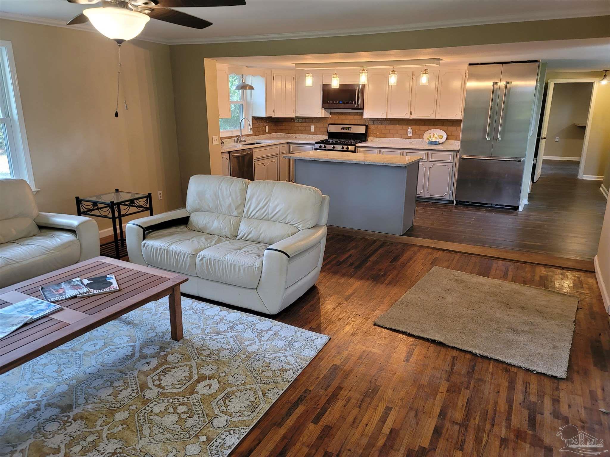 3154 Wiggins Lane Cantonment, FL 32533 - Photo 5 of 50