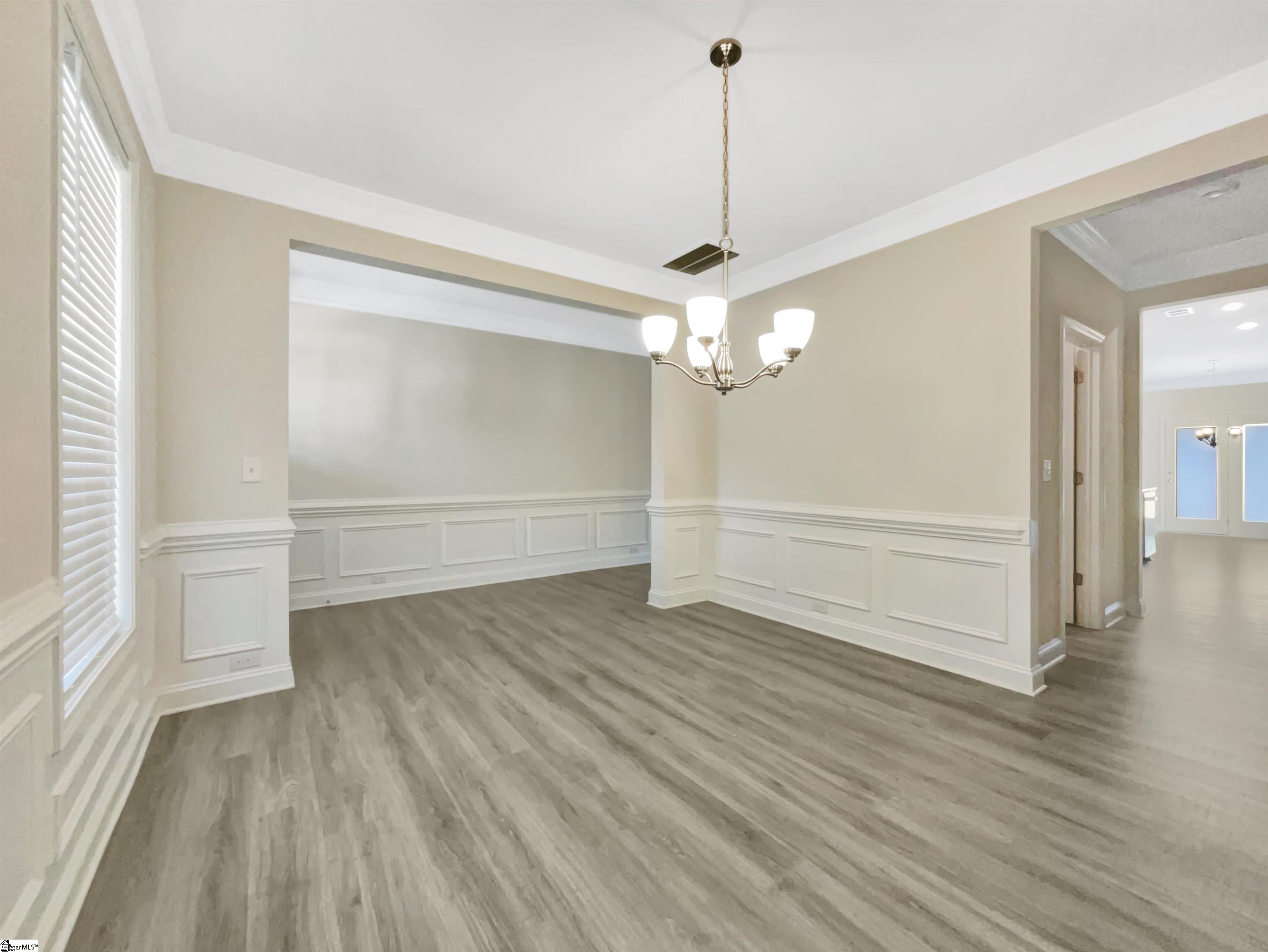 405 Raleighwood Lane Simpsonville, SC 29681 - Photo 13 of 36 Gallery Image 13