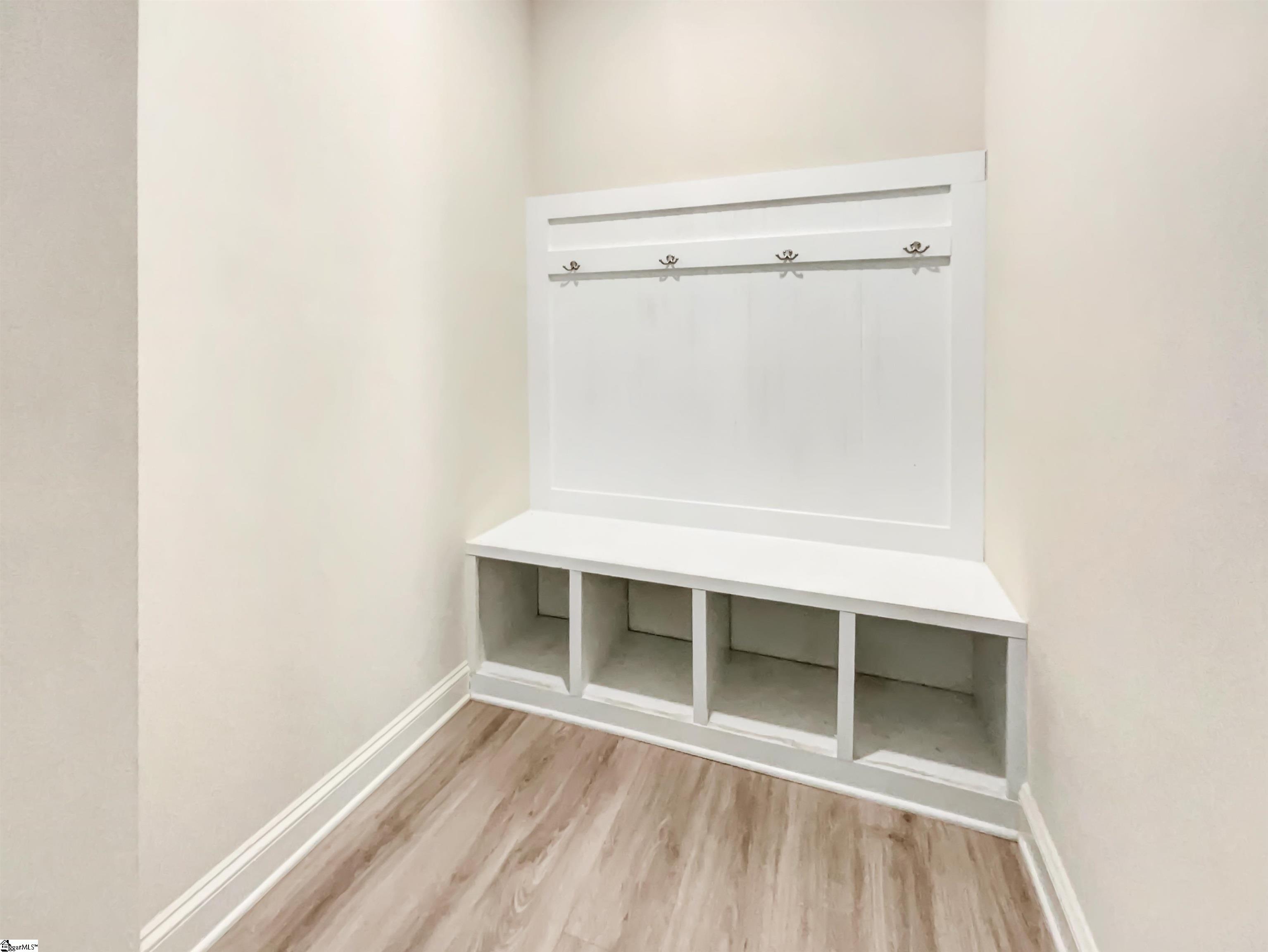 405 Raleighwood Lane Simpsonville, SC 29681 - Photo 20 of 36 Gallery Image 20