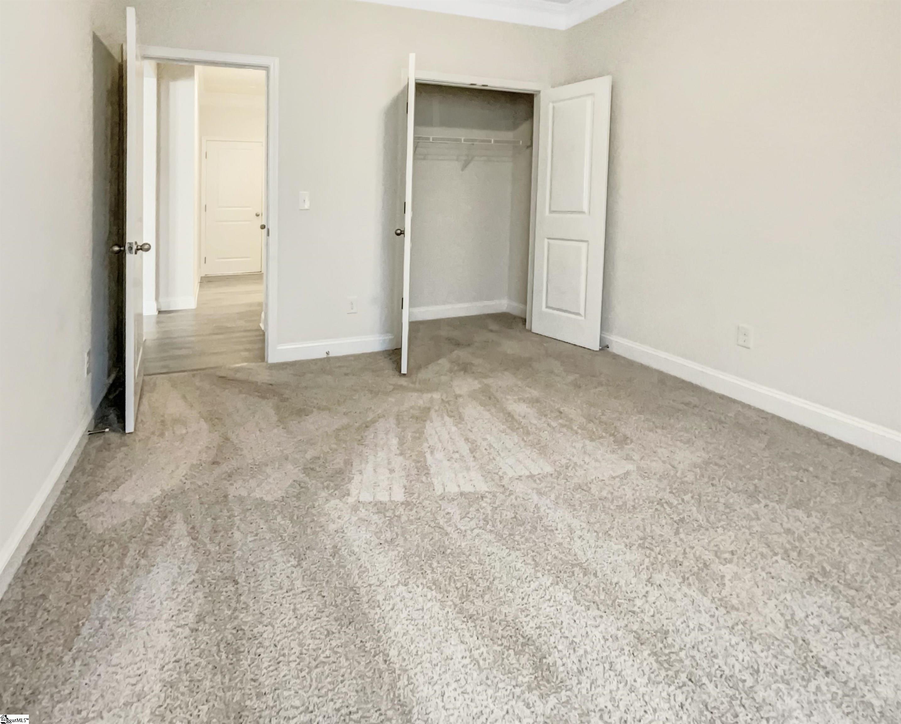 405 Raleighwood Lane Simpsonville, SC 29681 - Photo 23 of 36 Gallery Image 23