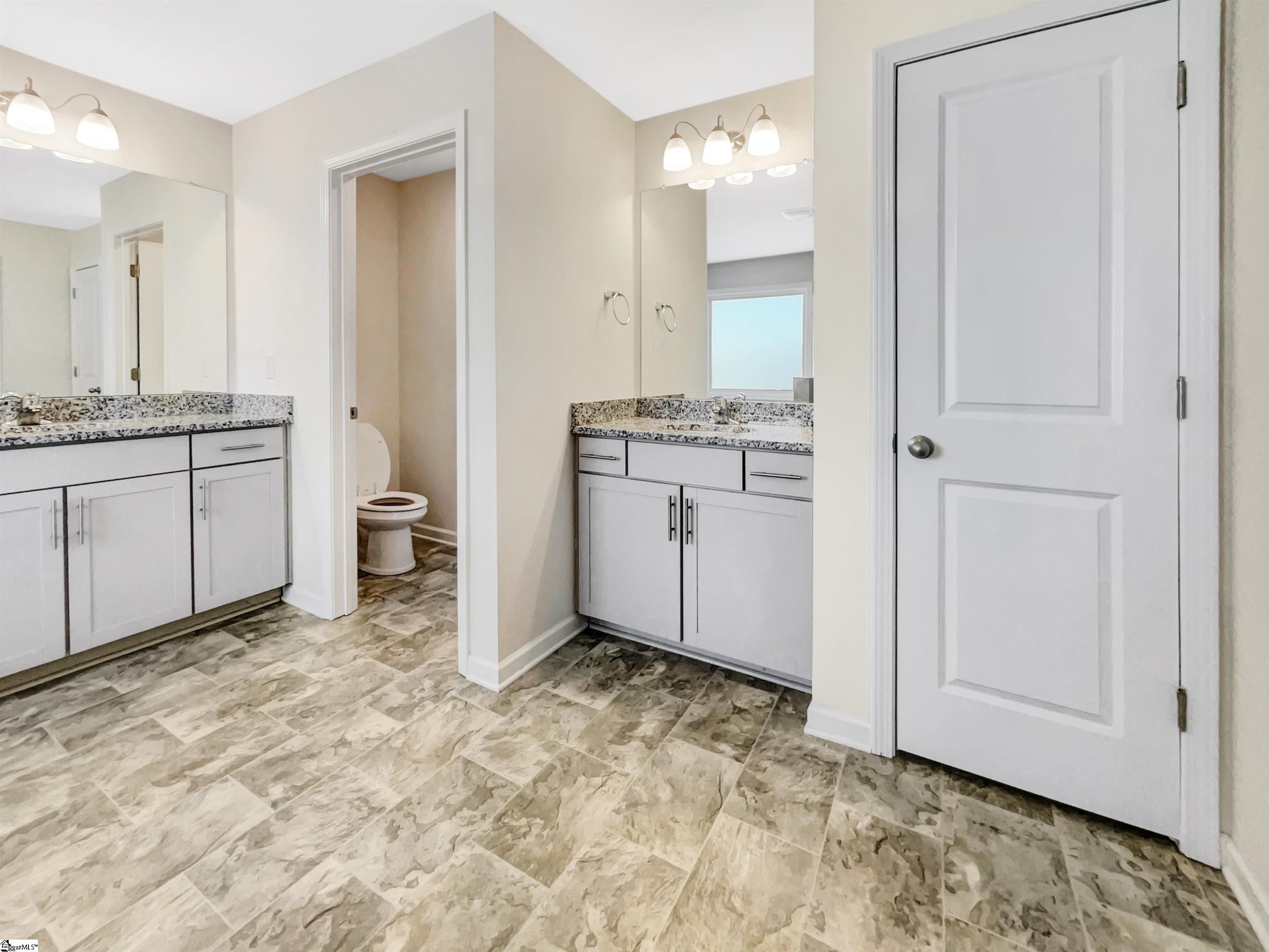 405 Raleighwood Lane Simpsonville, SC 29681 - Photo 33 of 36 Gallery Image 33