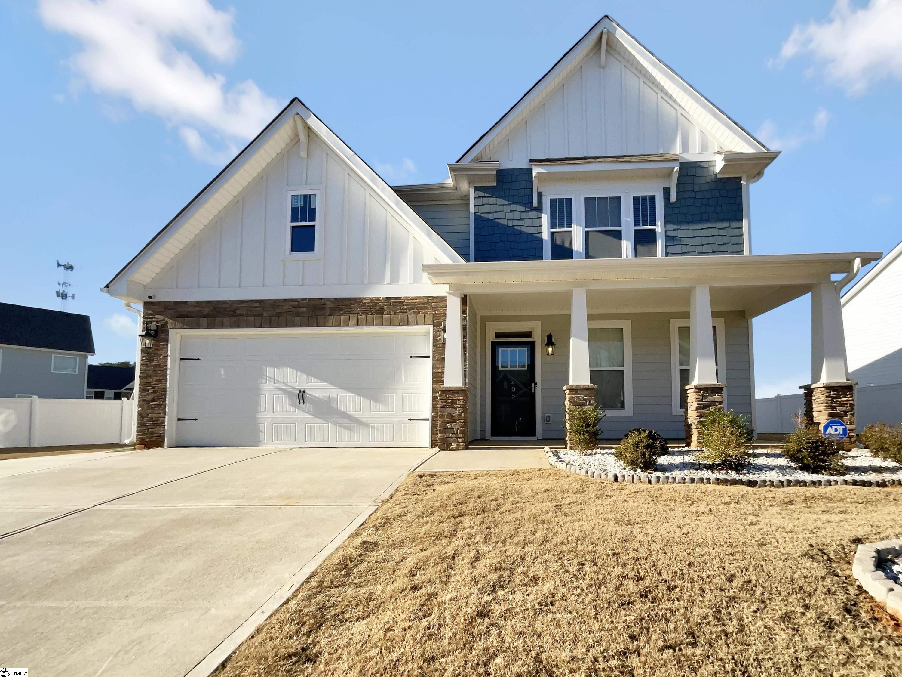405 Raleighwood Lane Simpsonville, SC 29681 - Photo 5 of 36 Gallery Image 5