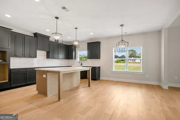 $569,990 | 367 Old Atlanta Highway, Newnan, GA 30263