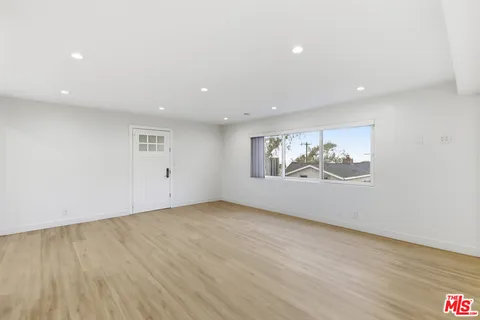$1,249,000 | 2442 South Coast Highway, Unit 5, Laguna Beach, CA 92651