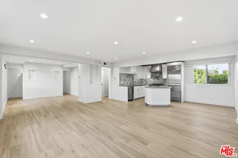 $1,249,000 | 2442 South Coast Highway, Unit 5, Laguna Beach, CA 92651